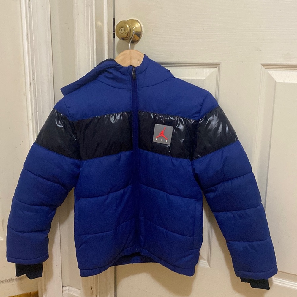 Jordan Bold Stripe Puffer Big Kids’ Puffer Jacket,size 10-12